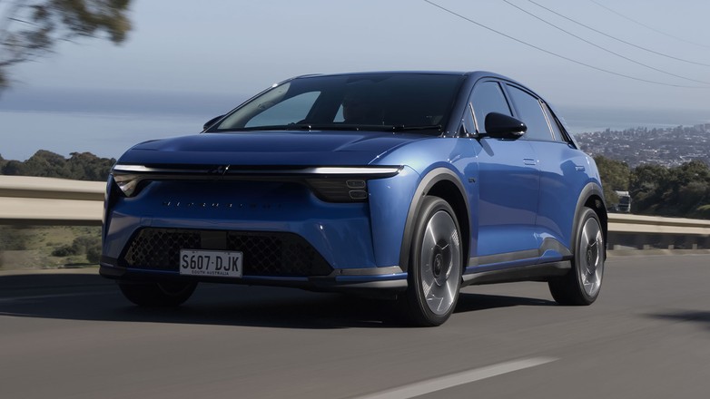 Mitsubishi ASX VR-e dostarczone Japończykom przez Foxtrona, partnera EMP