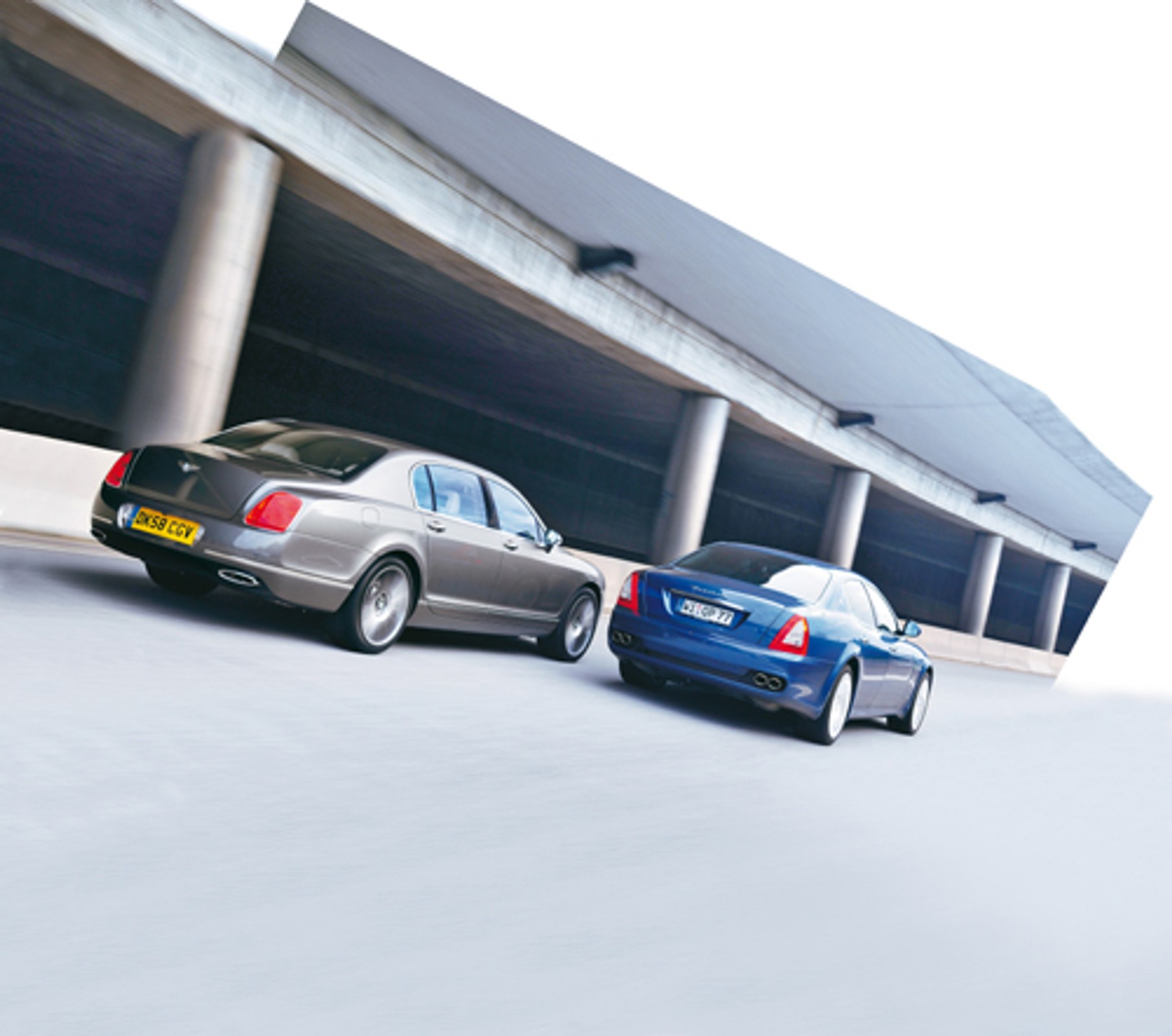 Maserati Quattroporte S kontra Bentley Continental FlyingSpur Speed - Porównanie najszybszych limuzyn świata