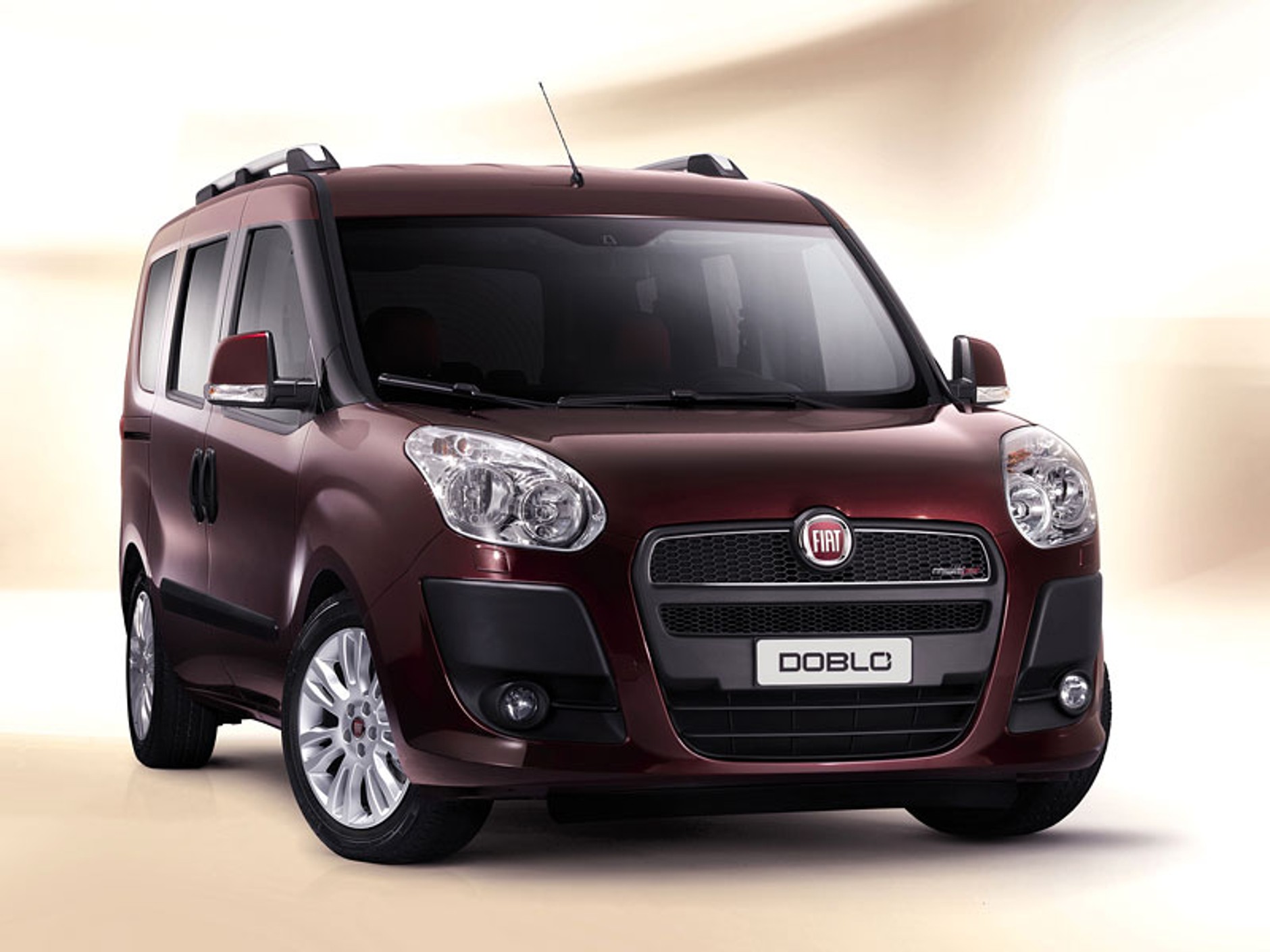 Fiat Doblo: dane techniczne i nowe zdjęcia