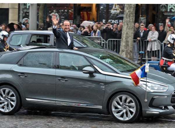Francois Hollande w Citroënie DS5