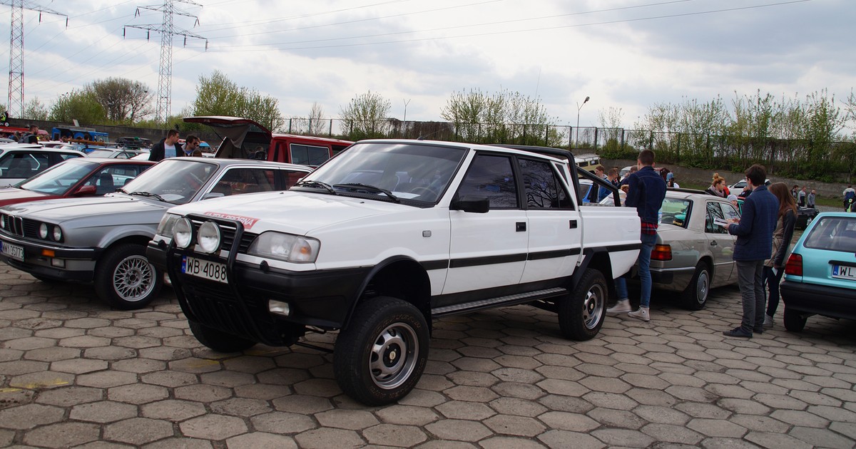Youngtimer Warsaw otwarcie sezonu 2016 na torze FSO