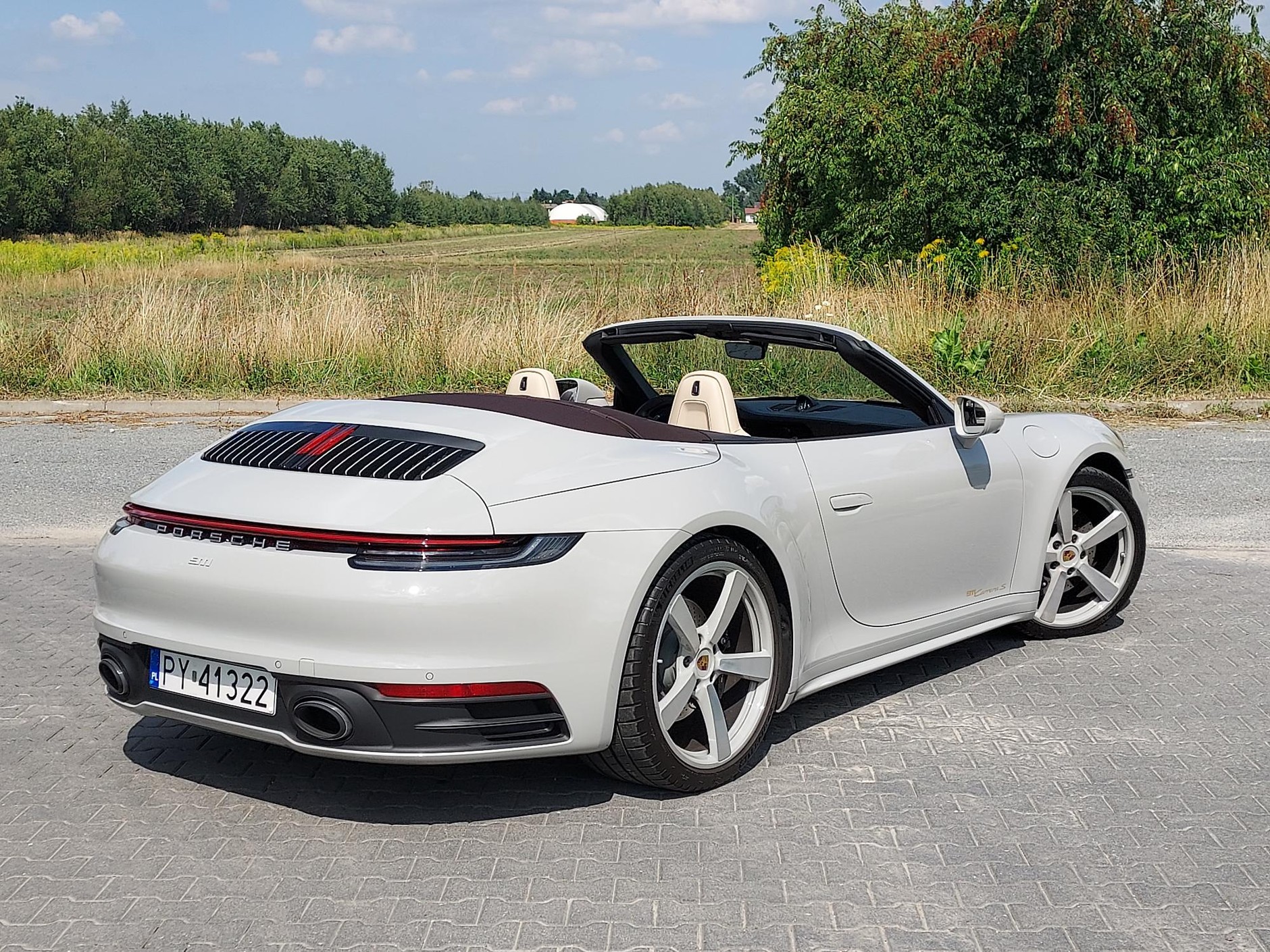 Porsche 911 Carrera S Cabriolet