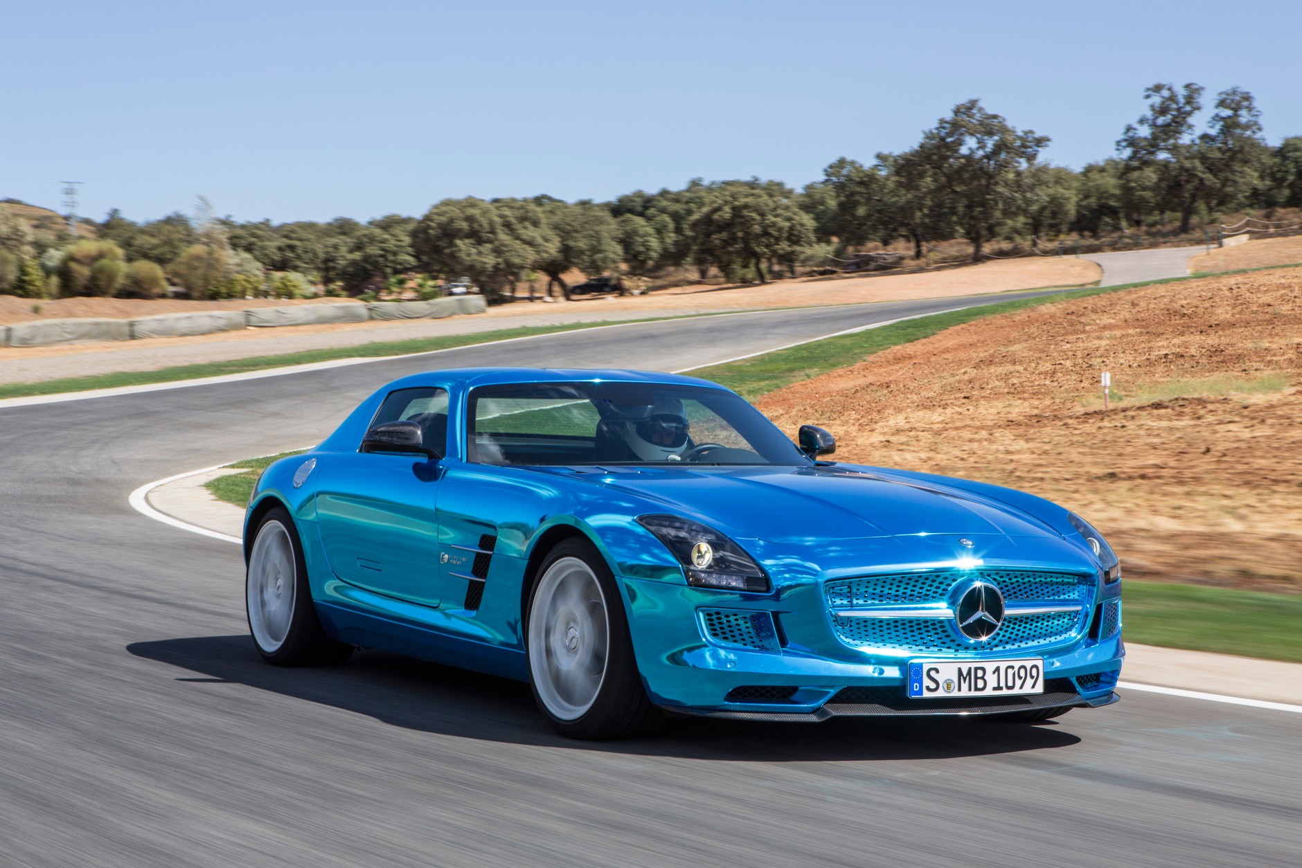 Genewa 2013: Mercedes SLS AMG pod napięciem