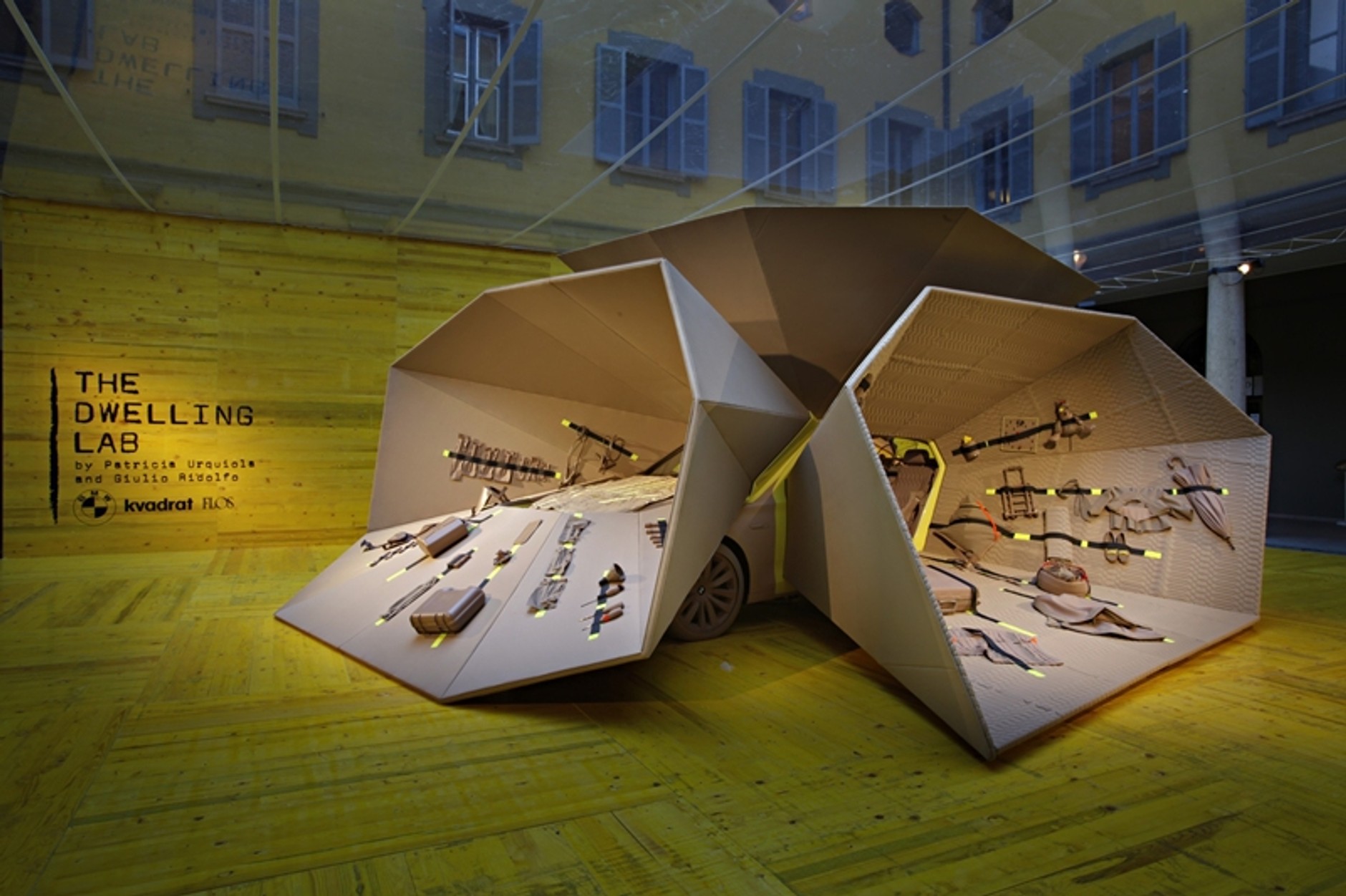 Który samochód ma tak obezwładniająco niesamowite wnętrze?