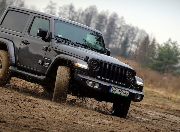 Jeep Wrangler Sahara – nie tylko na pustynię