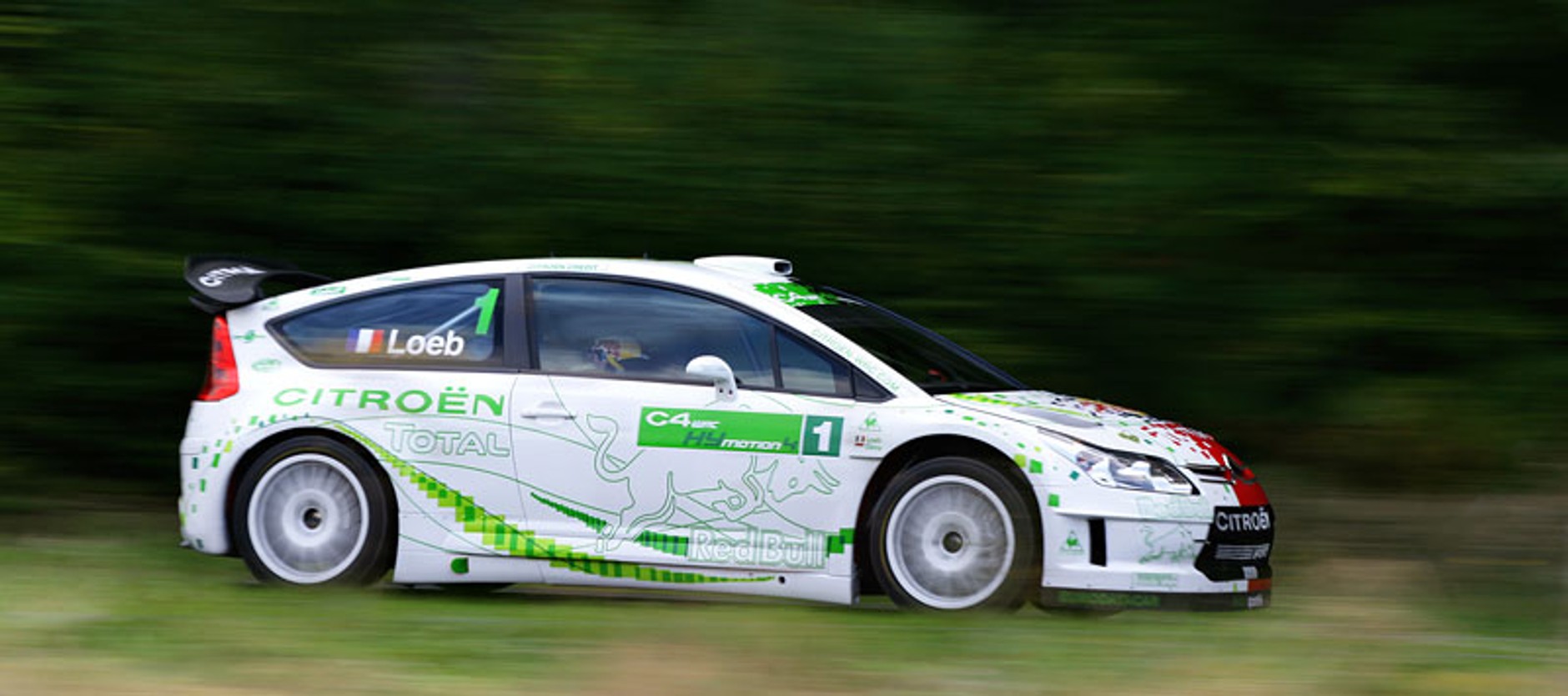 Paryż 2008: Citroën C4 WRC HYmotion4 – hybridnowy sportowiec