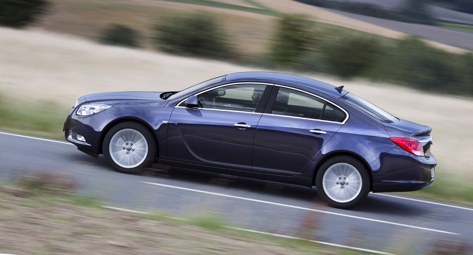 Opel Insignia 1.4 Turbo: duże auto, mały silnik. Czy to na pewno dobry pomysł?