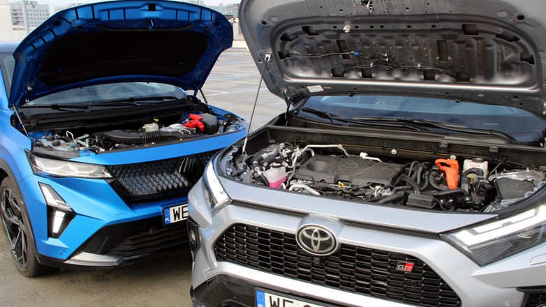 Renault Rafale E-Tech 300 kontra Toyota RAV4 Plug-In Hybrid