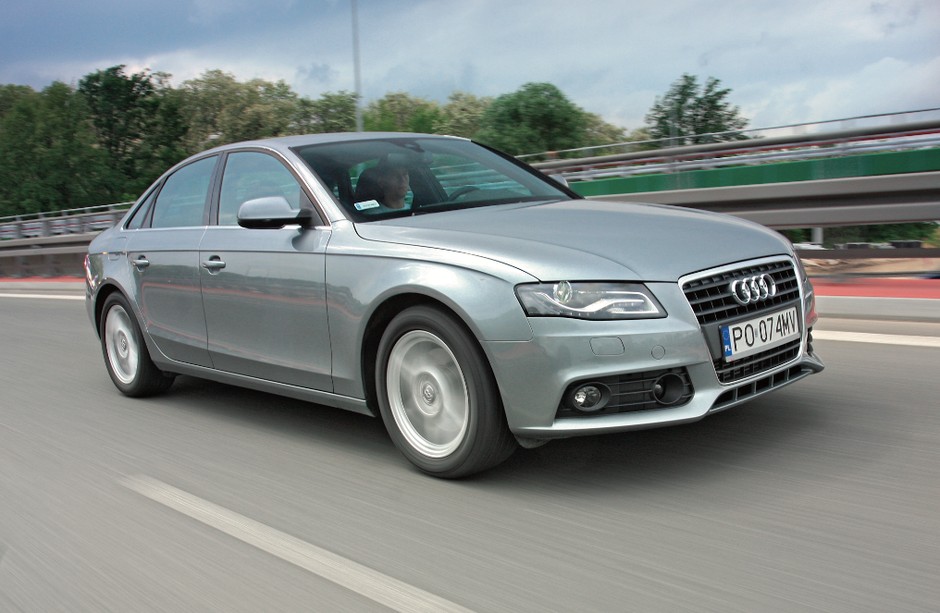 Audi A4 III (B8)