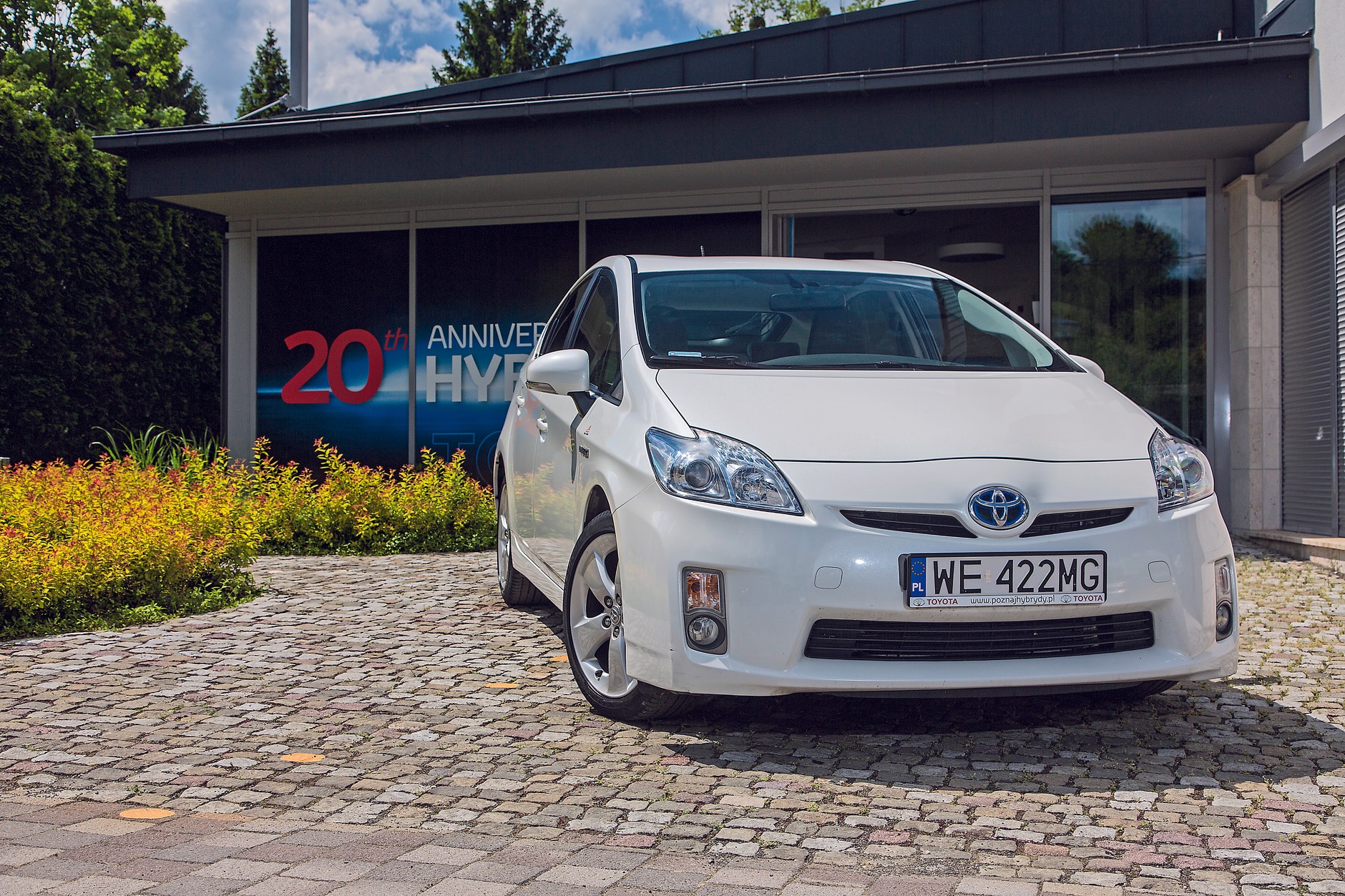 Coraz trudniej spotkać Priusa bez tasówkowego koguta. Hybrydowe Toyoty wyparły z tej roli Mercedesy z silnikami diesla
