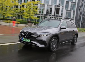 Mercedes EQB 350 4Matic – czy to elektryk na długie trasy?
