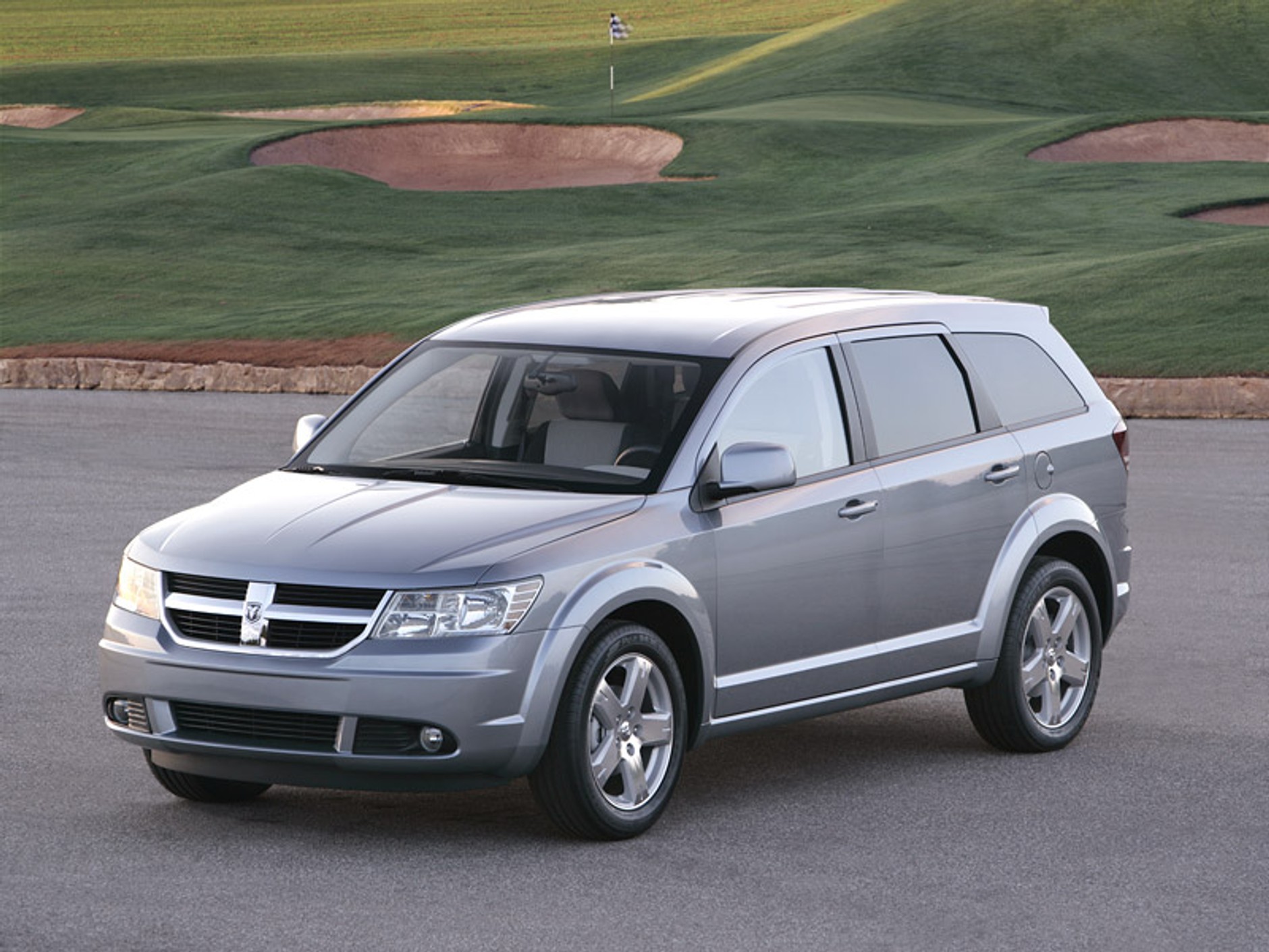 Genewa 2008: Dodge Journey - premiera europejskiej wersji produkcyjnej