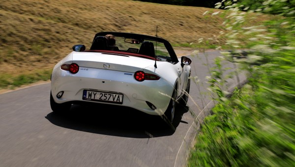W końcu jakaś dobra nowina! Nowa Mazda MX-5 pozostanie wierna tradycji