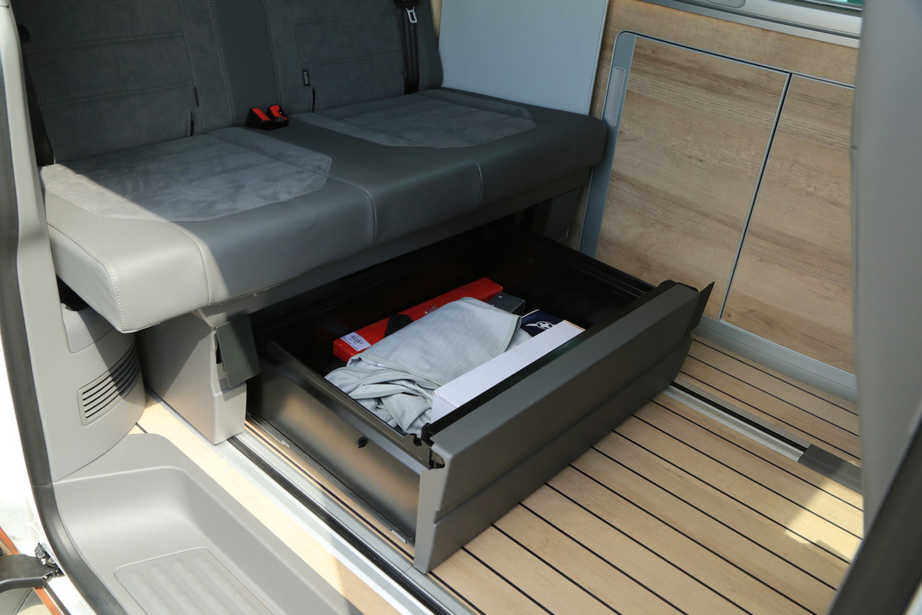 Volkswagen California 6.1