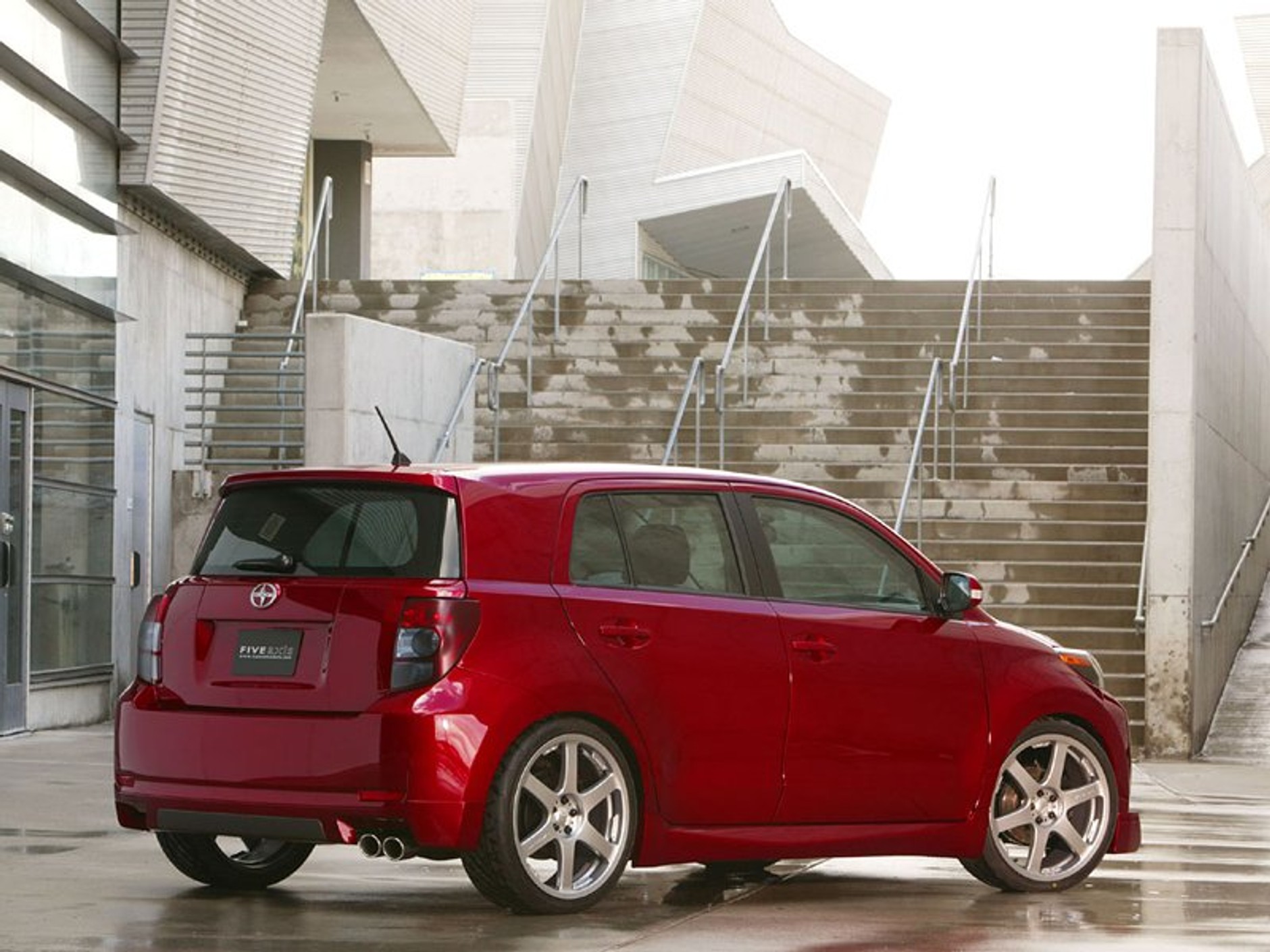 Scion xD 2008: muskularne pudło z doskonałym systemem audio