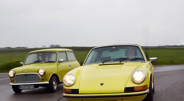 Porsche 911 i… Mini: wspomnień czar