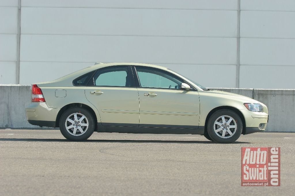 Volvo S40