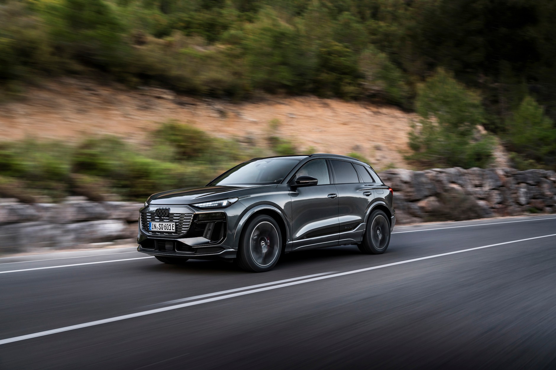 Audi SQ6 e-tron