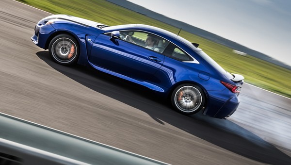 Lexus LC 500: premiera na torze Silesia Ring