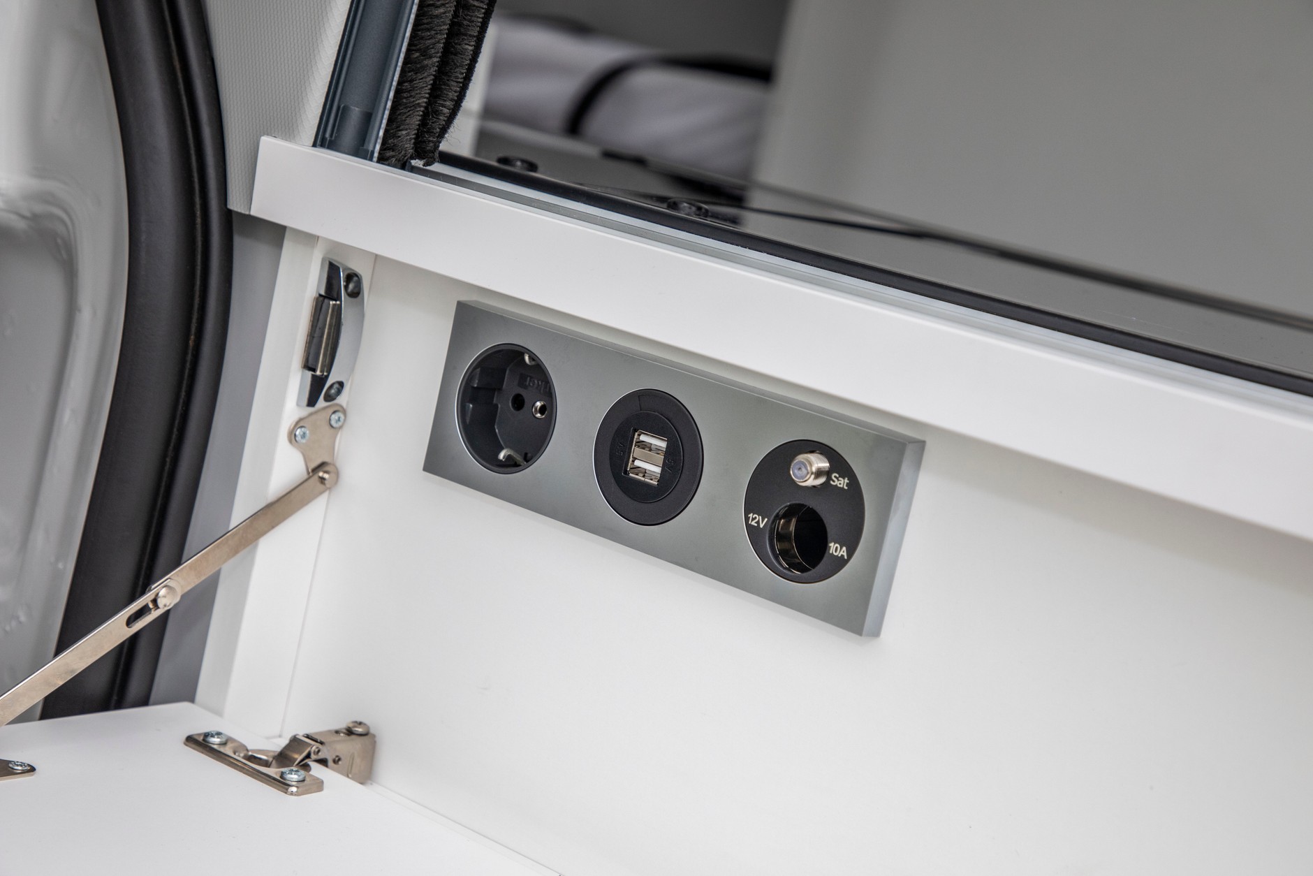 Volkswagen Grand California 2.0 TDI