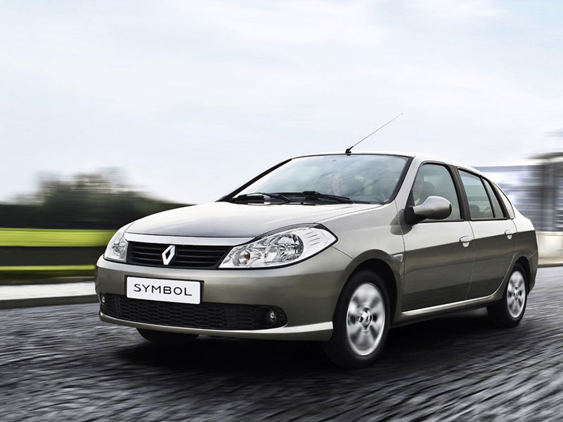 Renault: nowa Thalia już w listopadzie - ceny od 35 750 złotych