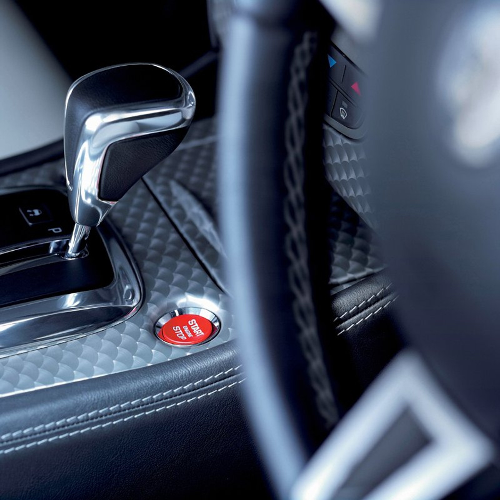 Genewa 2007: Jaguar XKR Portfolio