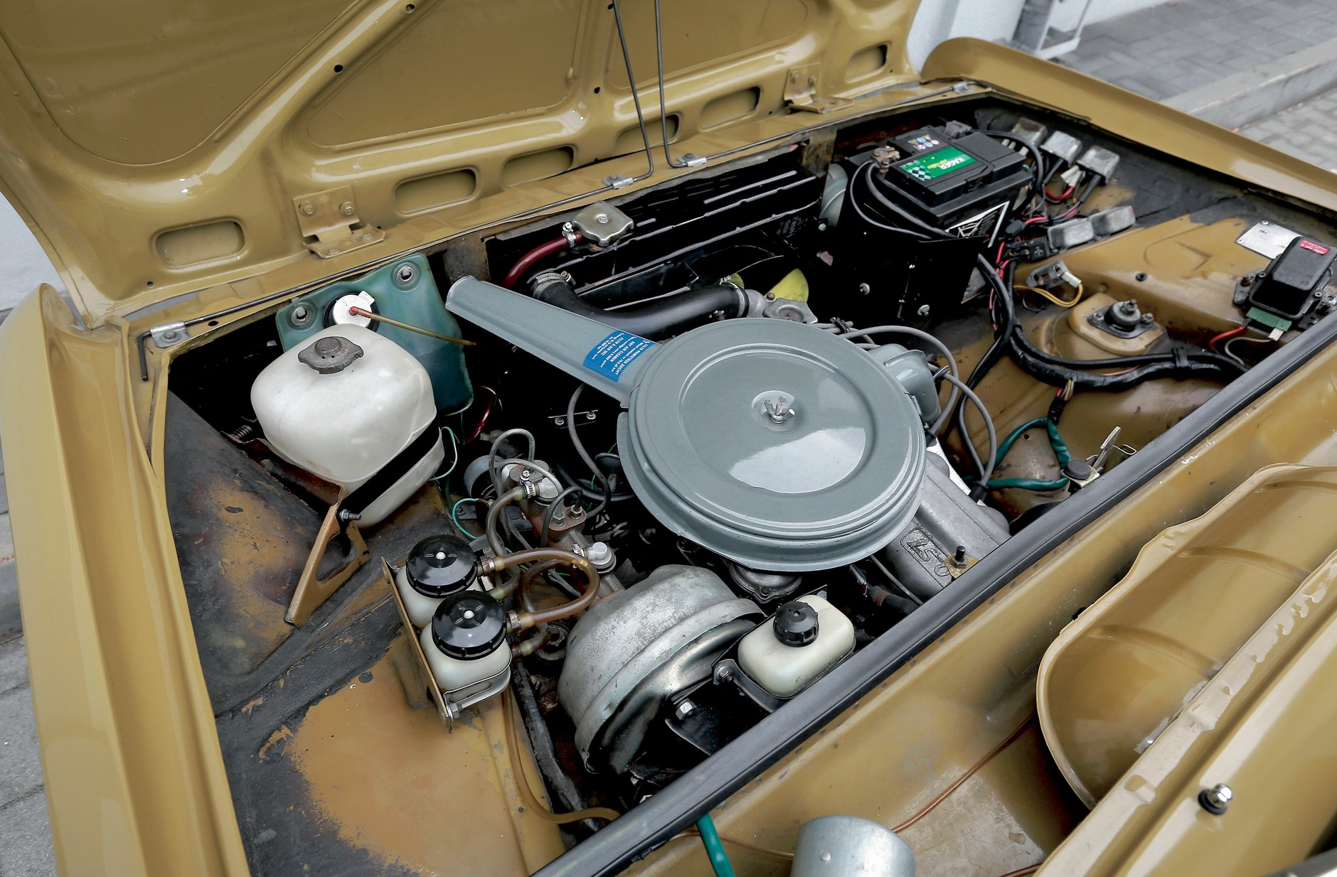 Polski Fiat 125p MR 75