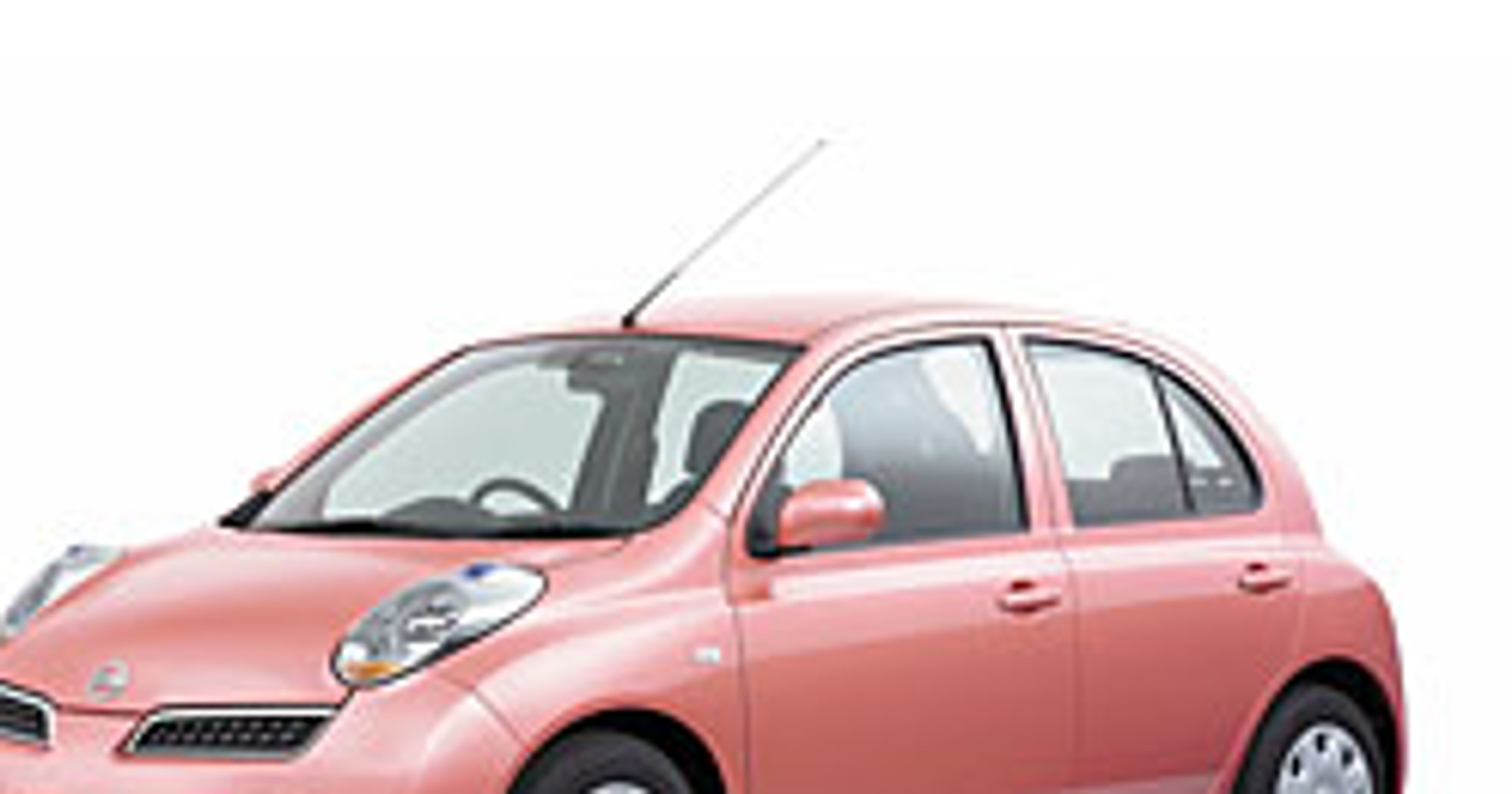 Japoński Nissan March (Micra) świeżo po restylingu
