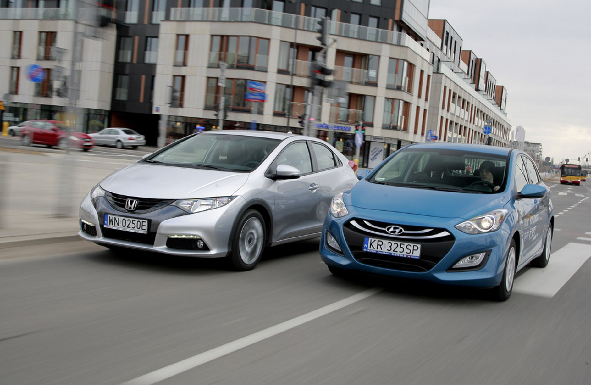 Honda Civic kontra Hyundai i30: pojedynek nowości