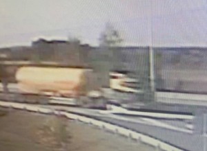 Policja poszukuje ciężarówki z cysterną-silosem. Uczestniczyła w śmiertelnym wypadku
