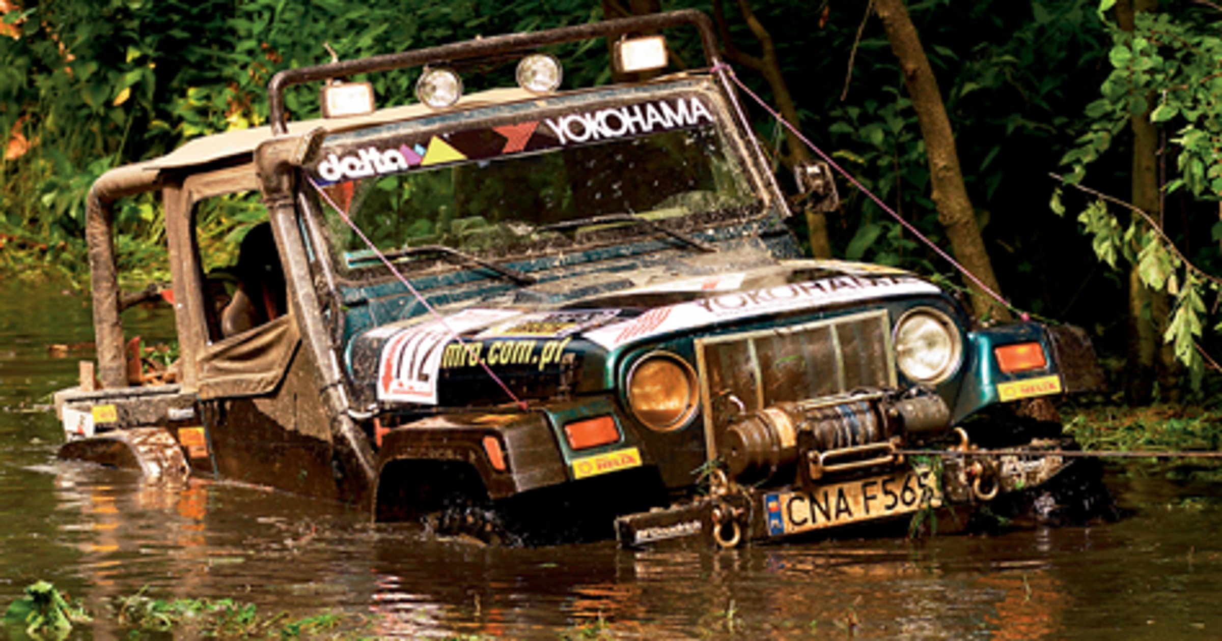Szkoła 4x4 - Jazda po wodzie.