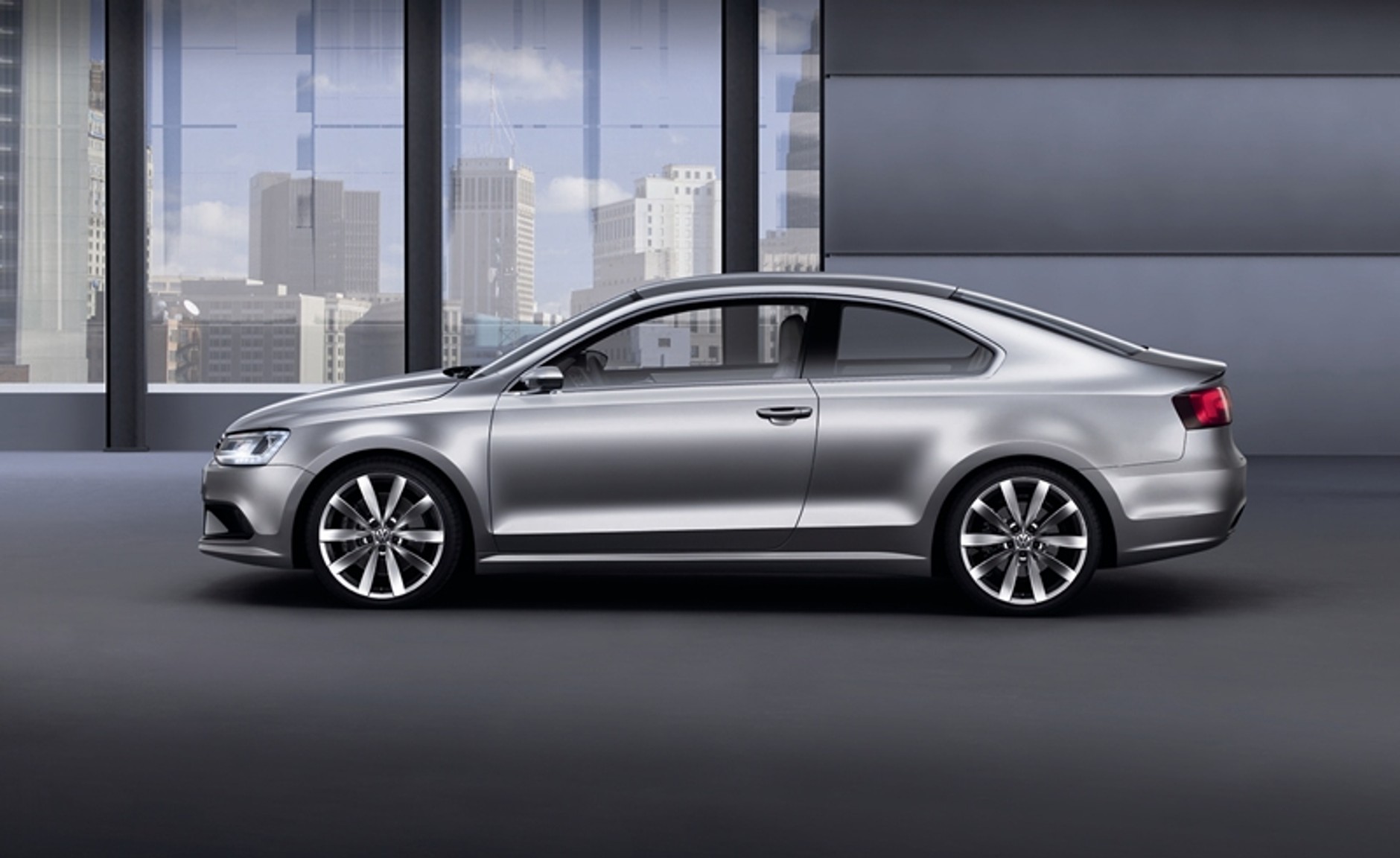 VW New Compact Coupe – pomniejszone Audi A5