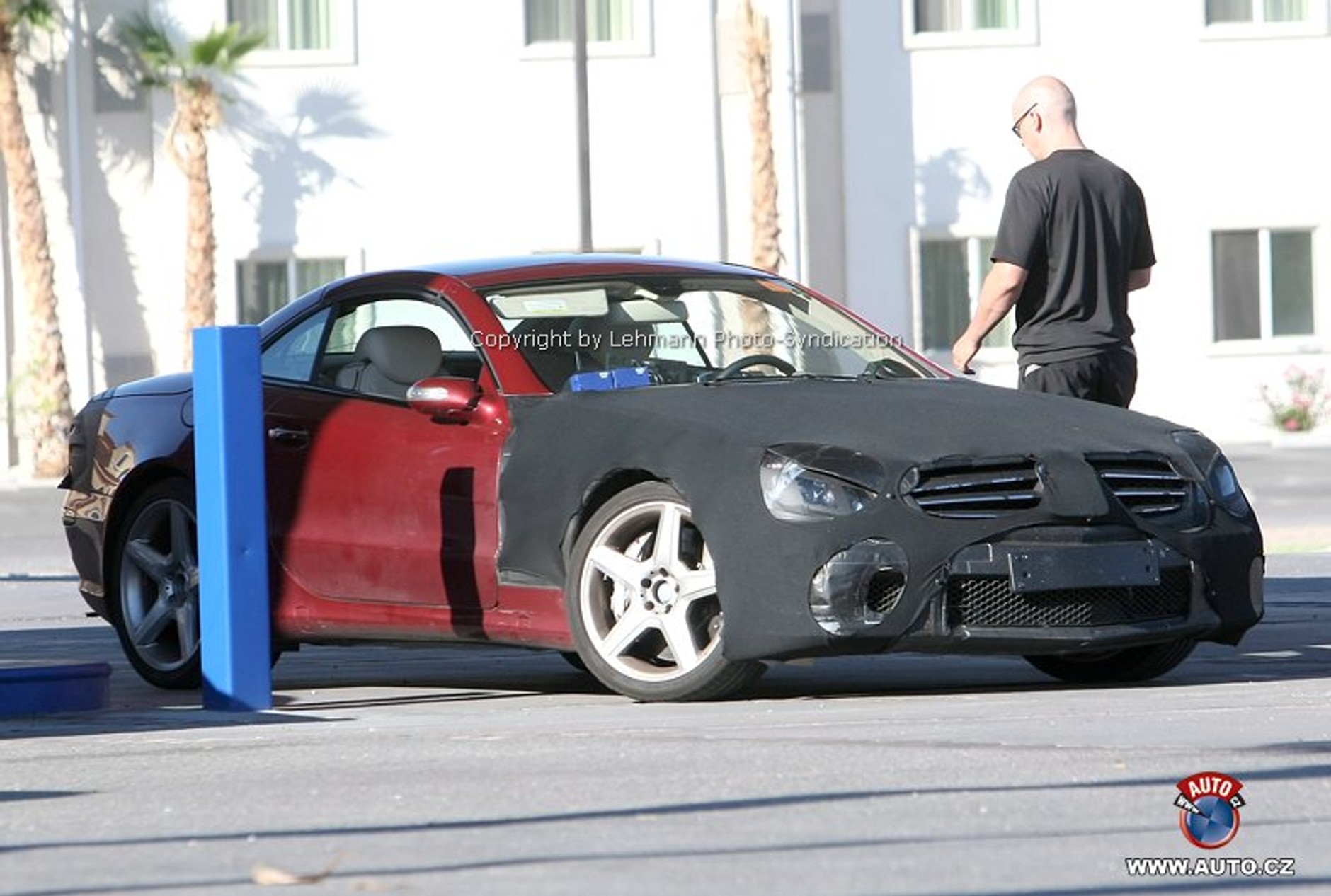 Zdjęcia szpiegowskie: Odmłodzony Mercedes-Benz SL (nowe zdjęcia)