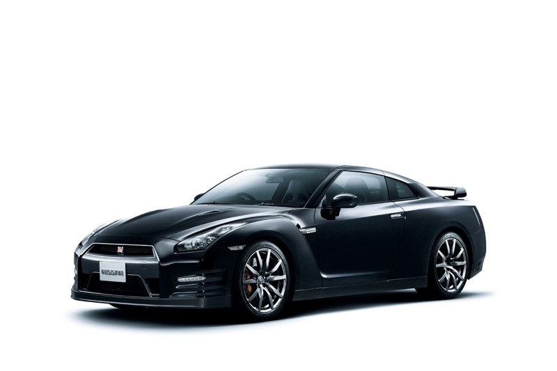 Nissan GT-R – RRRRRRRrrrrrrrrrrrr!