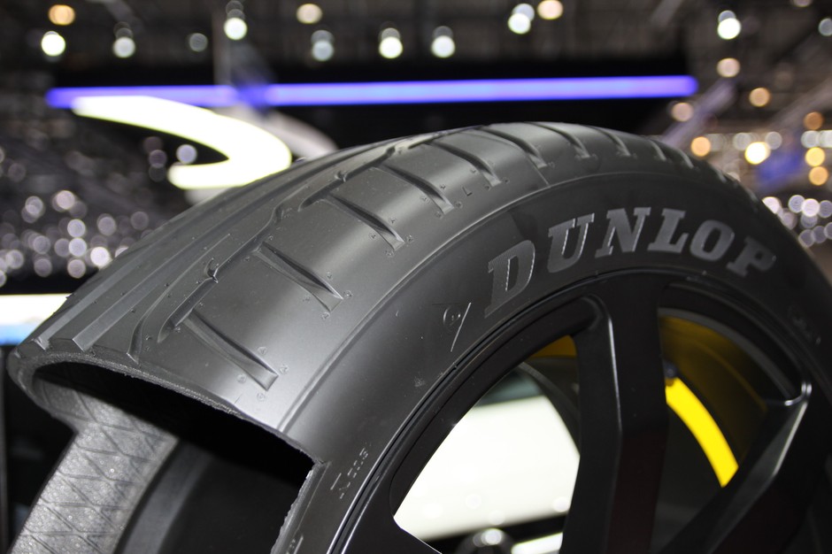 Dunlop SportMaxx RT