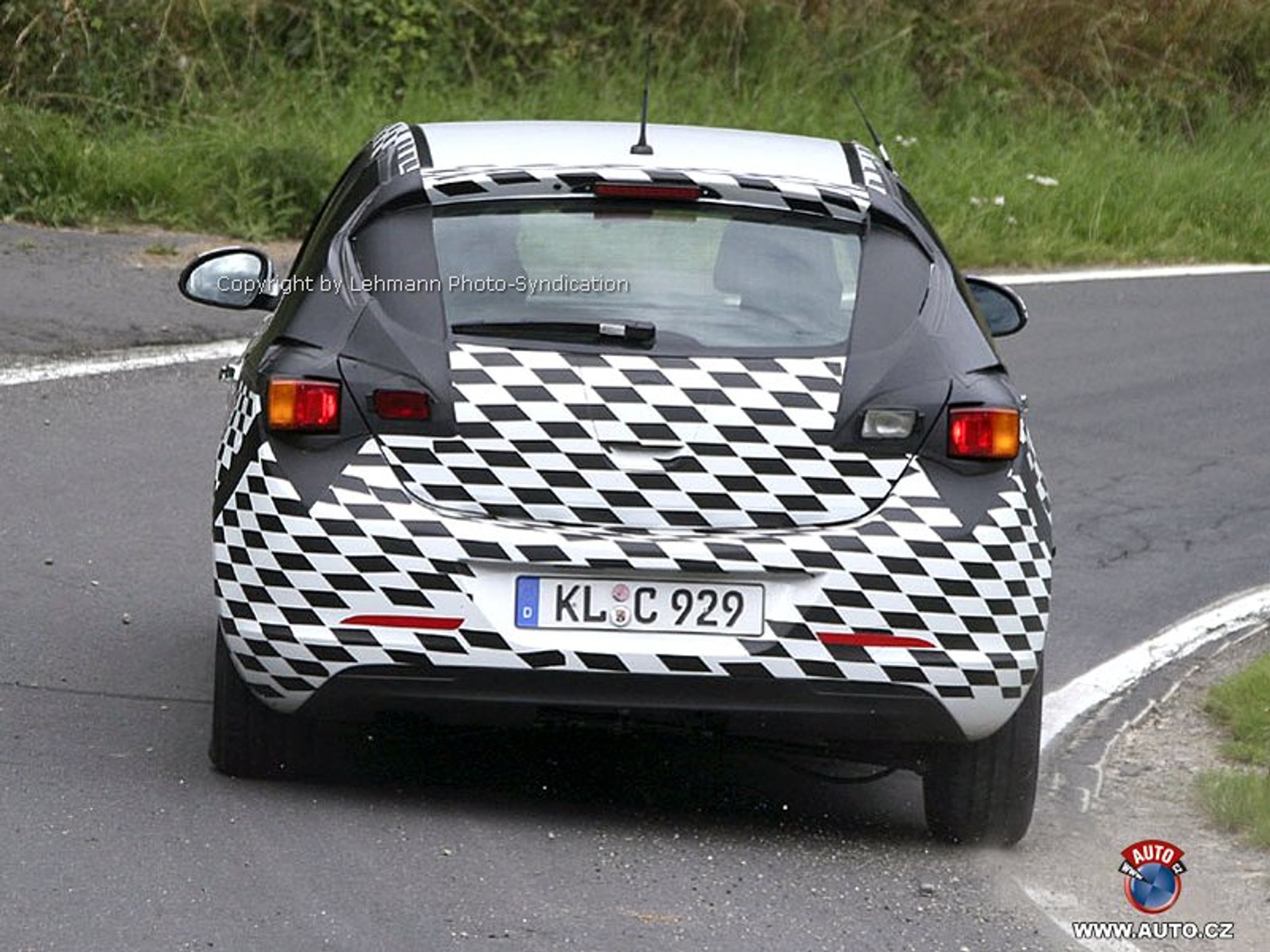 Nowy Opel Astra: pierwsze oficjalne informacje, premiera za rok