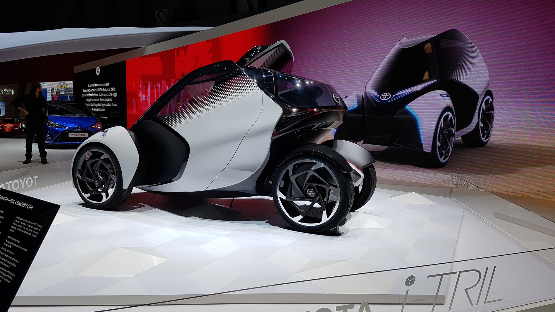 Toyota Concept i-TRIL