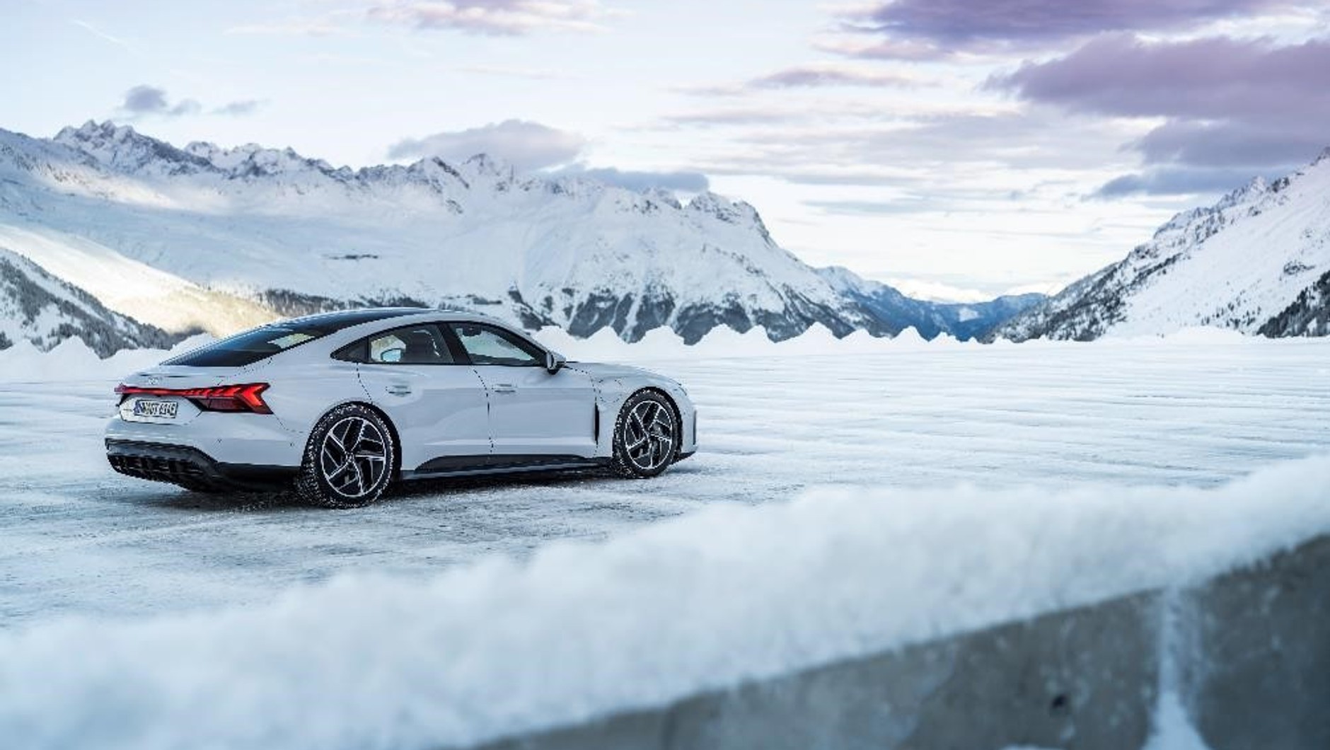 Audi e-tron GT quattro