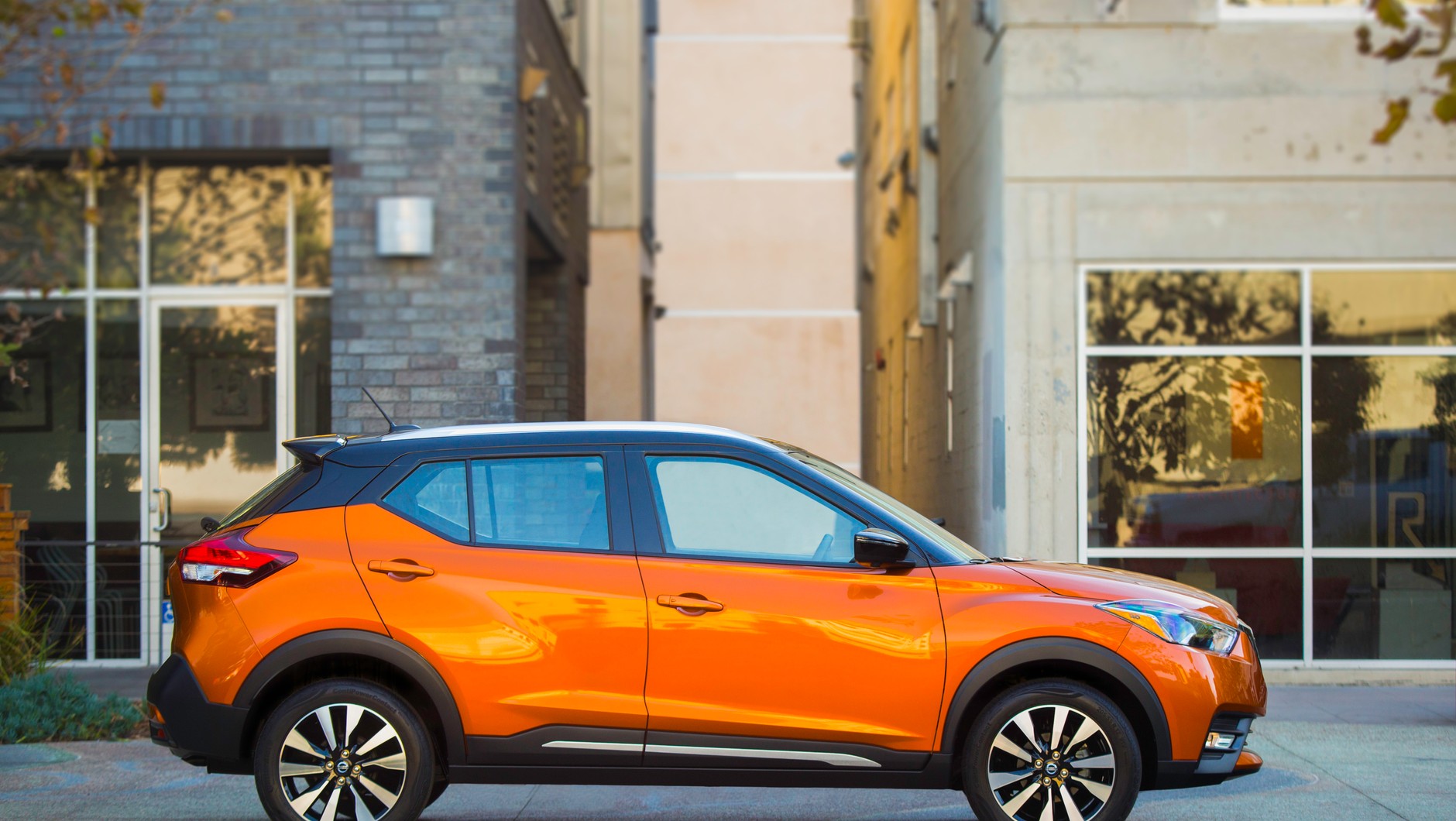 Nissan Kicks. Rok temu trafił do salonów w Brazylii. Klienci w USA będą go mogli zamawiać dopiero za kilka miesięcy