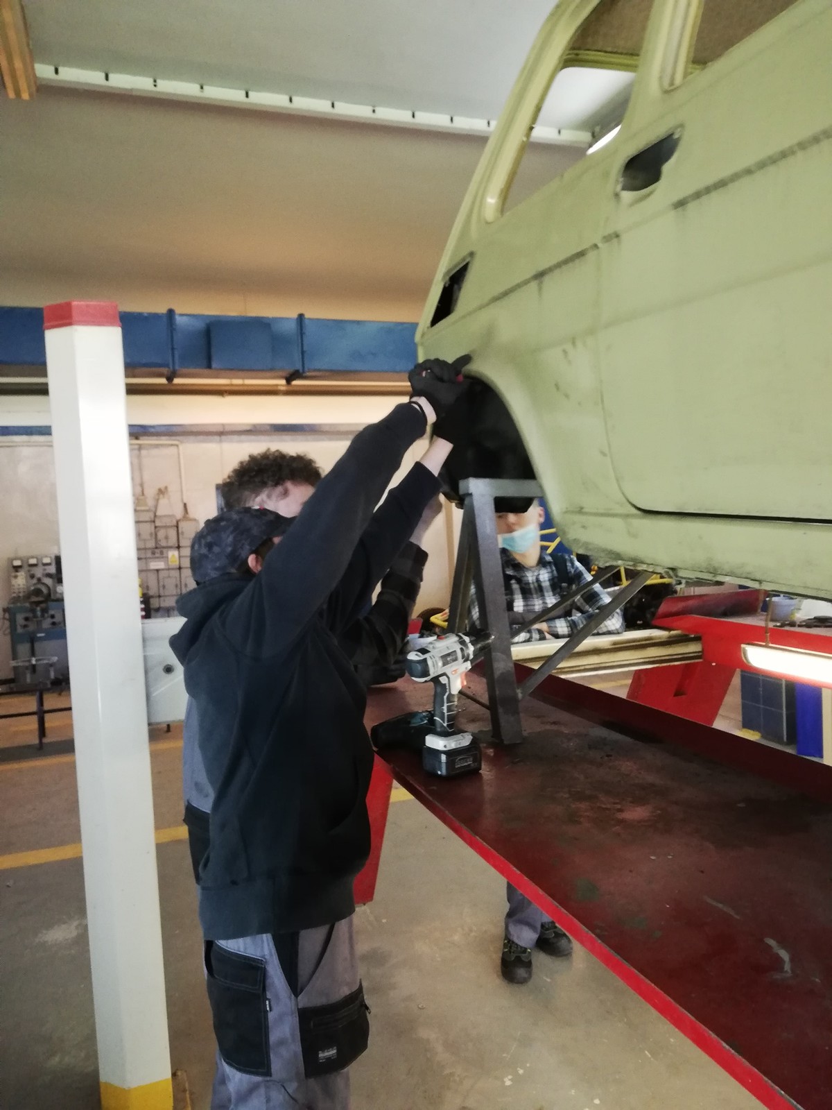 Uczniowie Zespół Szkół Technicznych w Mikołowie odremontują „Malucha” Arkadego Fiedlera