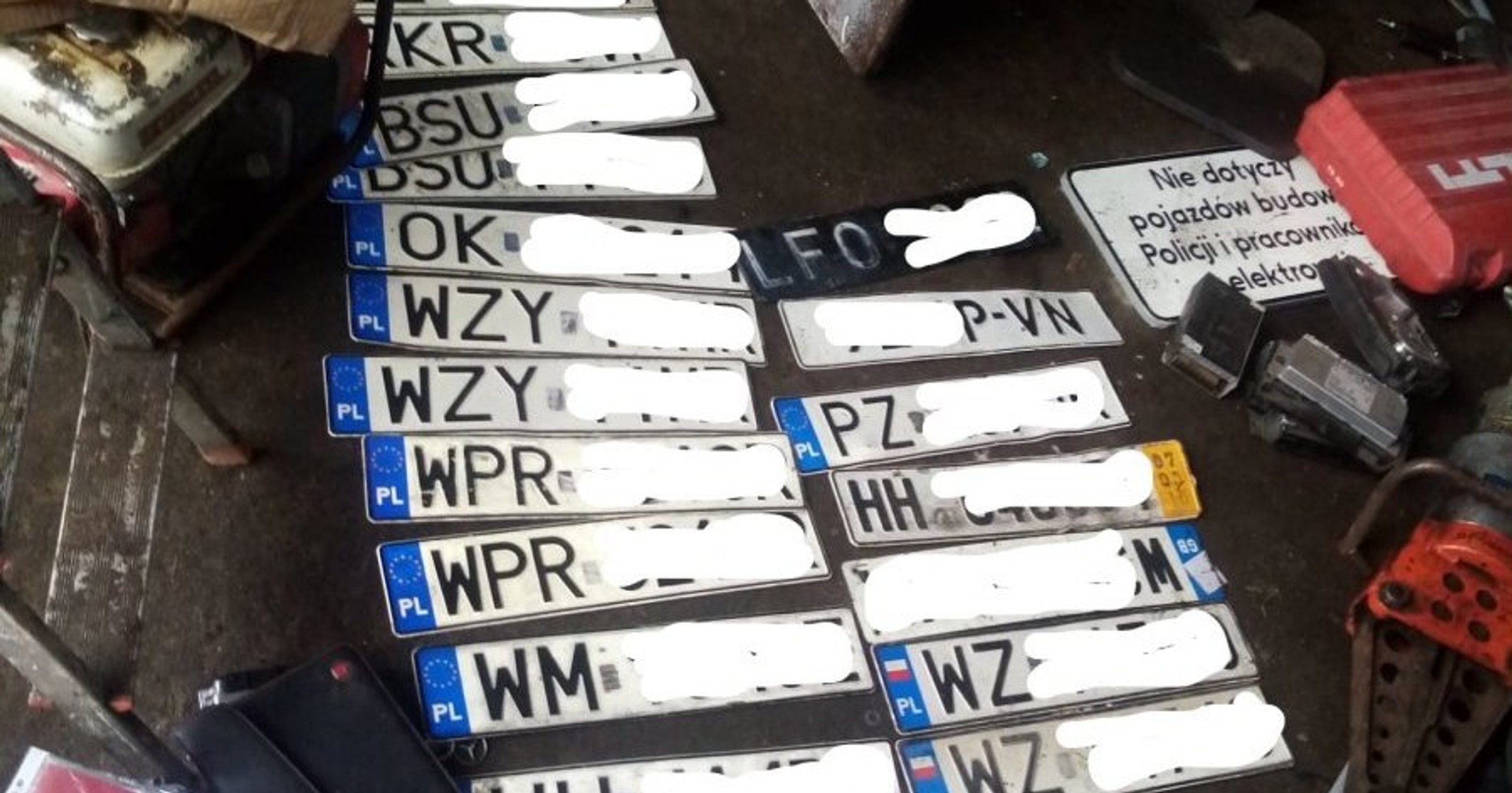 Policjanci z Rawy Mazowieckiej rozbili szajkę złodziei samochodów