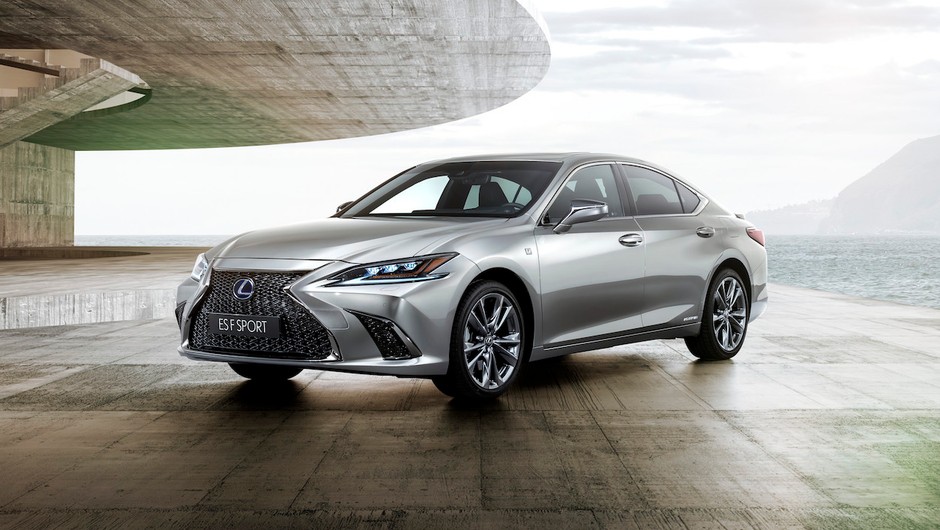 Lexus ES