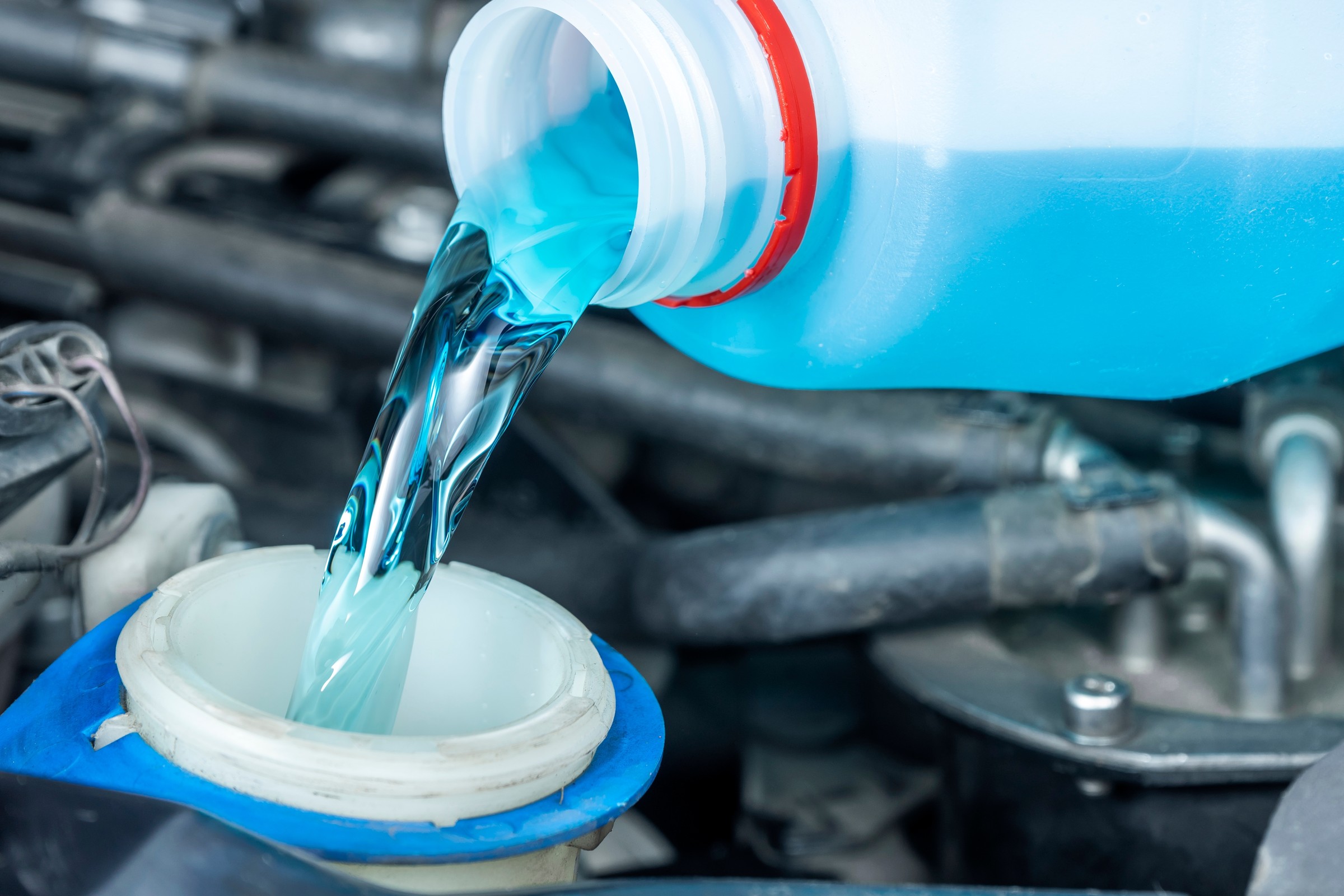 Alarmujące wyniki badań. Nie każdy "zimowy" płyn jest zimowy