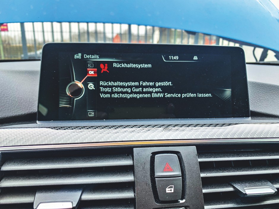 BMW po szkodzie całkowitej znów na sprzedaż