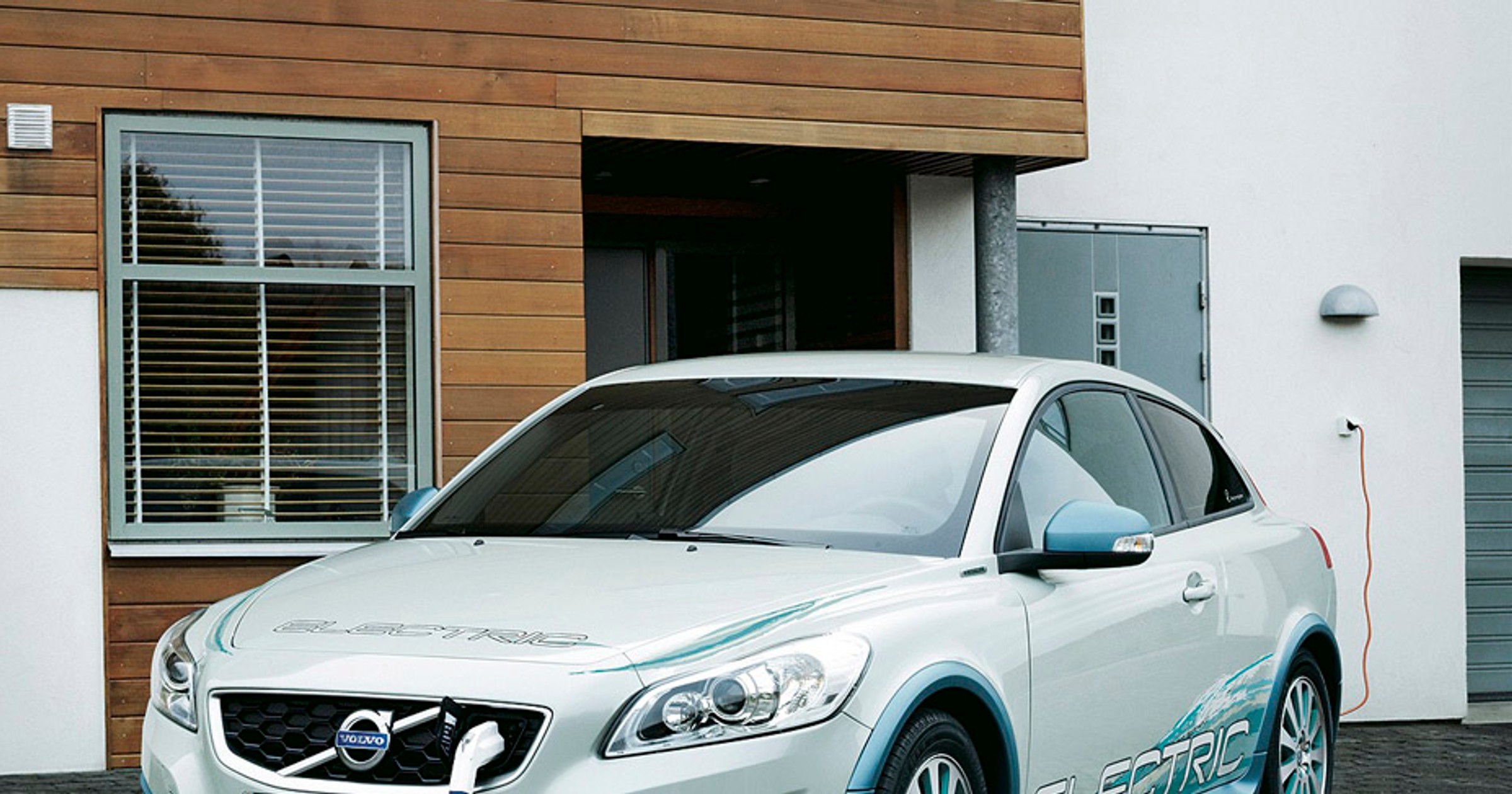 Volvo C30 Electric: Szwed, który szuka kontaktu