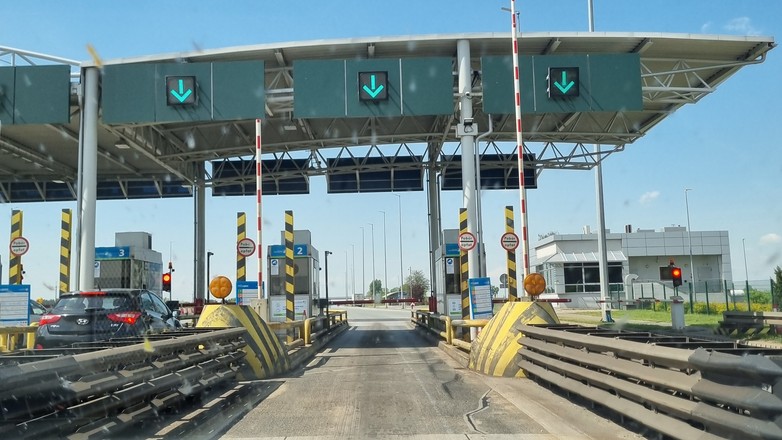 Bramki, pobór opłat na autostradzie A2
