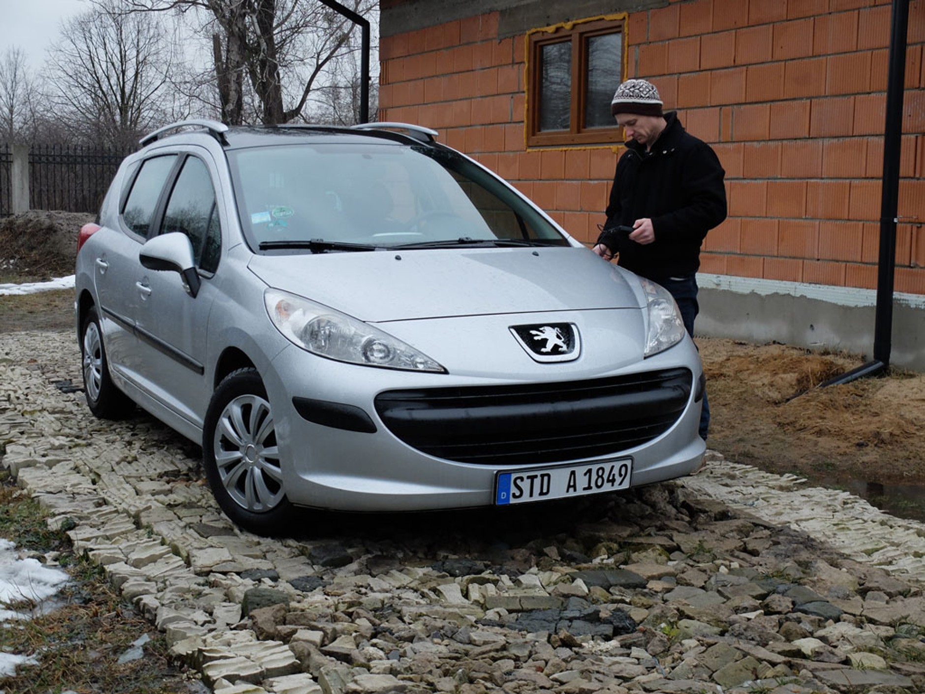Sprawdzamy używanego Peugeota 207 - nadwozie OK, ale nie silnik