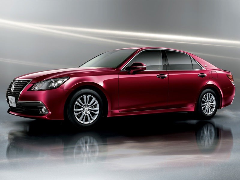Toyota Crown - luksus po japońsku