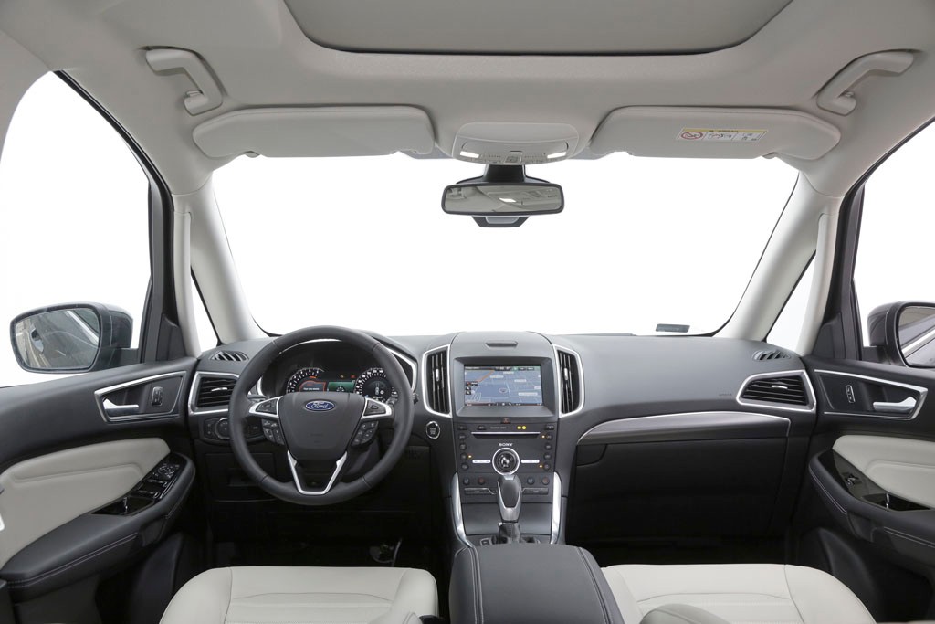 Obszerny i z napędem 4x4 - test Forda Galaxy 2.0 TDCi
