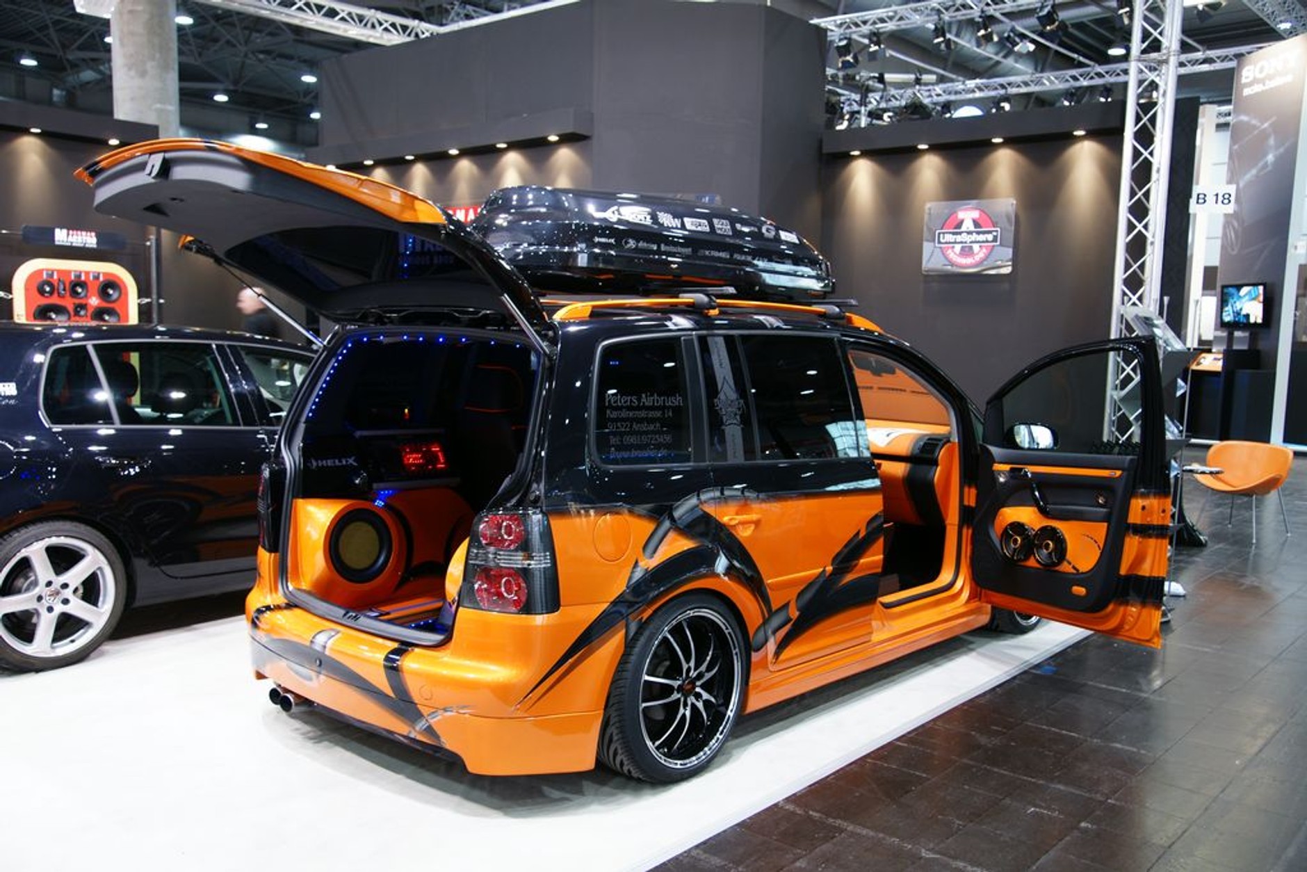 AMICOM 2010: kino, koncert i nawigacja do samochodu (galeria)